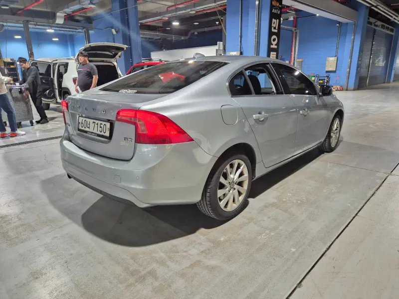 Volvo S60