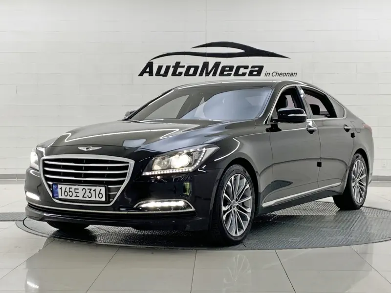 Hyundai Genesis