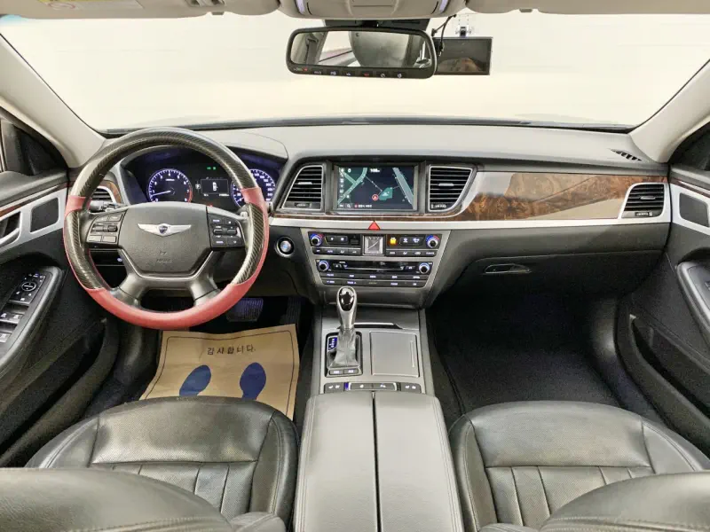 Hyundai Genesis