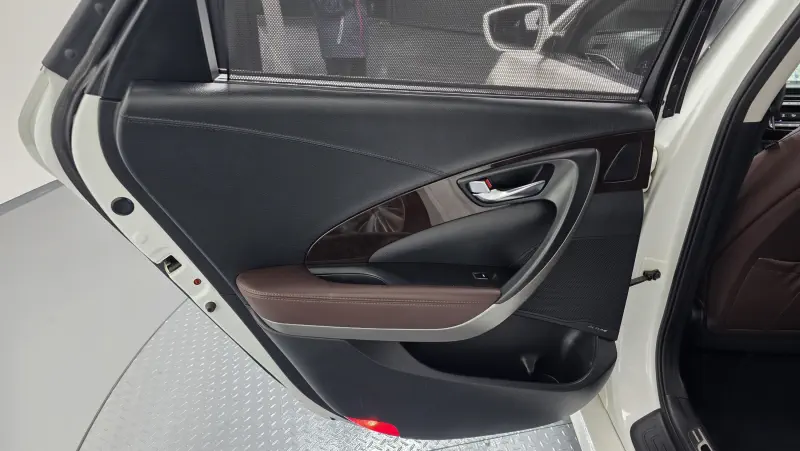 Hyundai Aslan