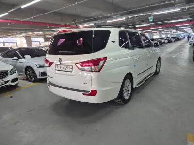 SsangYong Korando Turismo