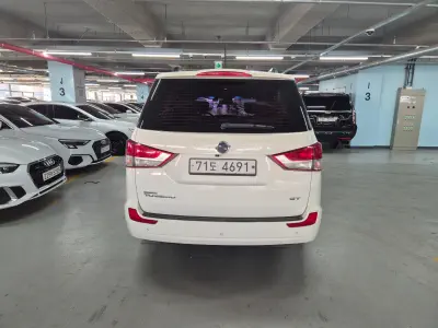 SsangYong Korando Turismo