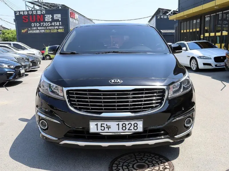 Kia Carnival