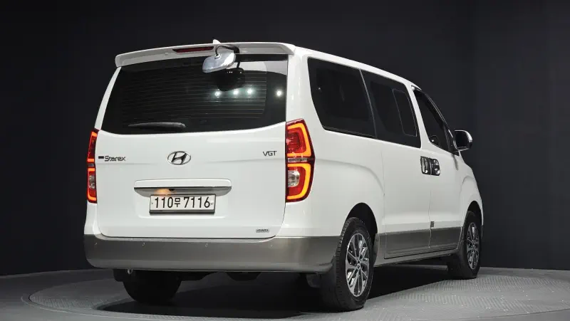 Hyundai Grand Starex