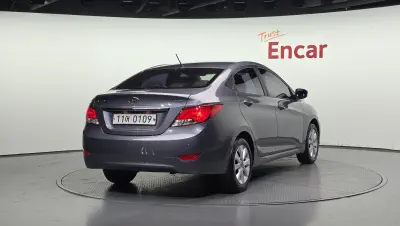 Hyundai Accent