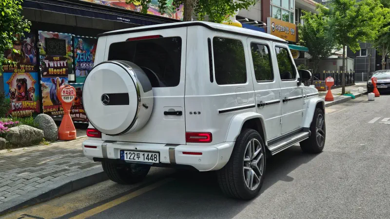 Mercedes-Benz G-Class