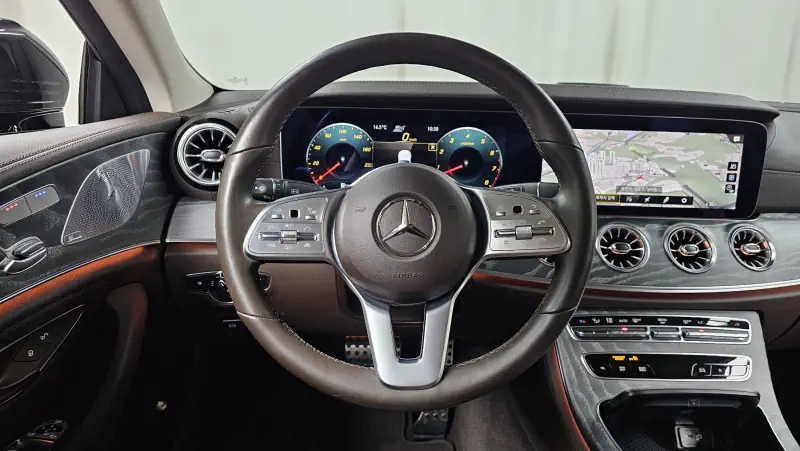 Mercedes-Benz CLS-Class