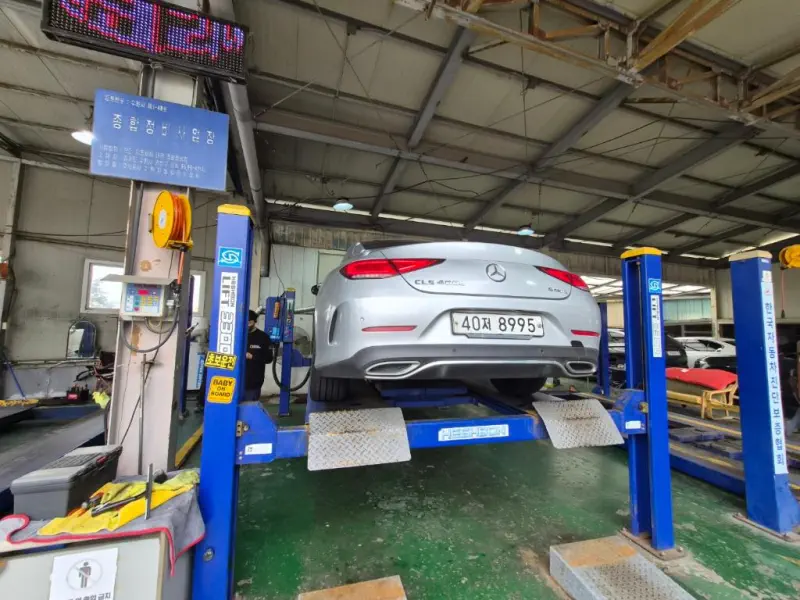 Mercedes-Benz CLS-Class