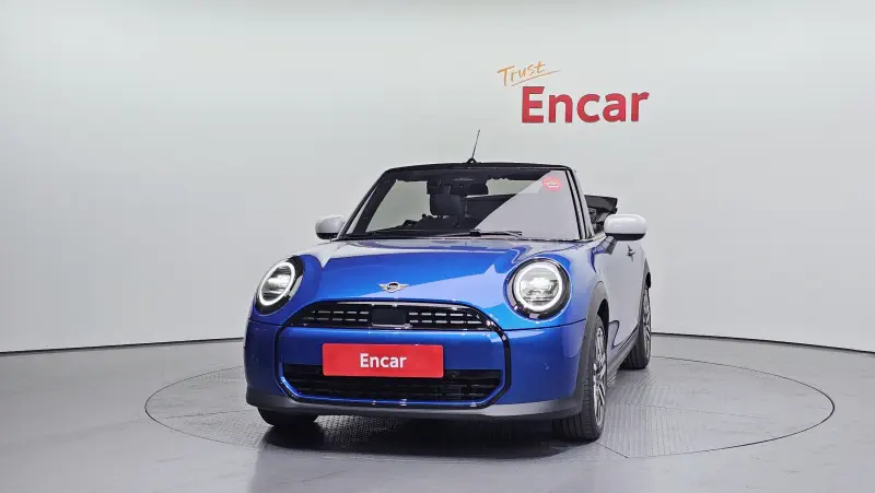 MINI Cooper Convertible