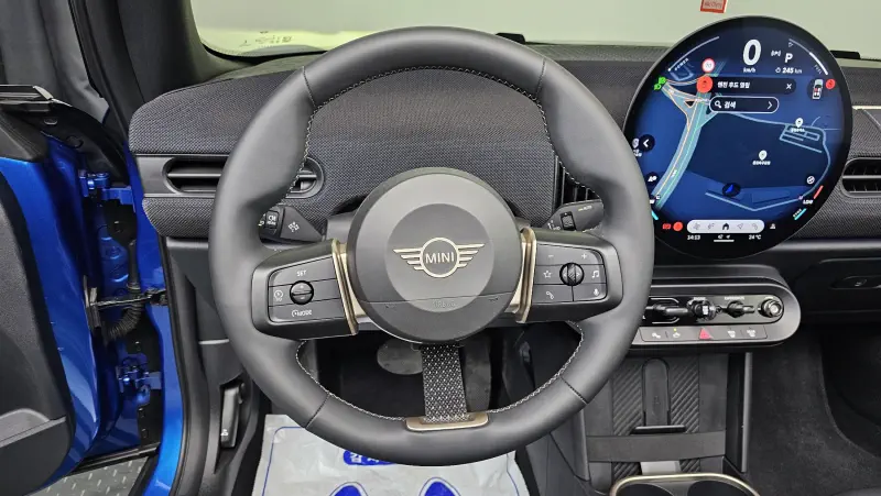 MINI Cooper Convertible