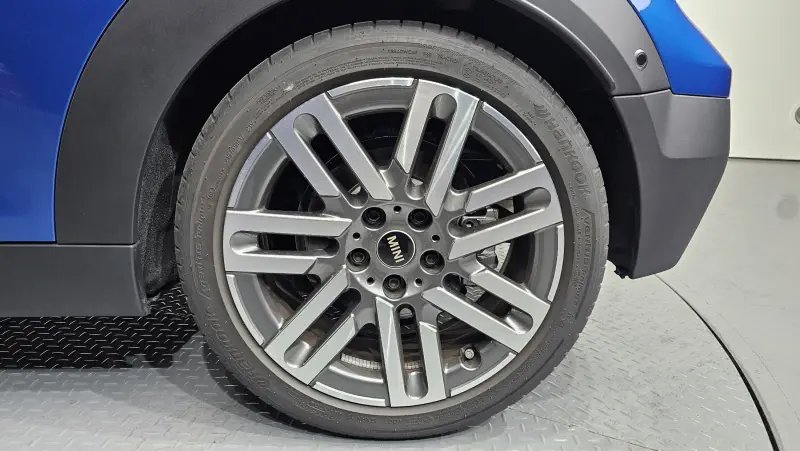 MINI Cooper Convertible