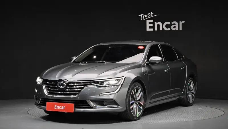 Renault SM6