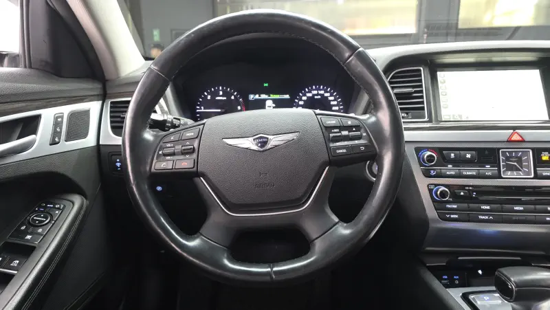 Genesis G80