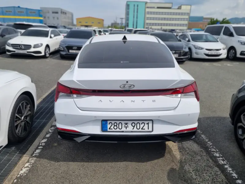 Hyundai AVANTE