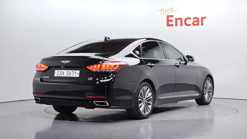 Hyundai Genesis