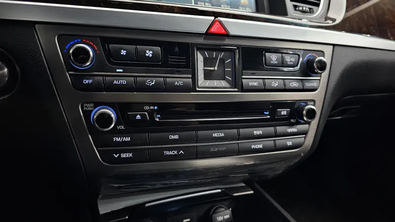 Hyundai Genesis