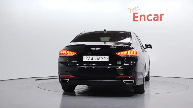 Hyundai Genesis