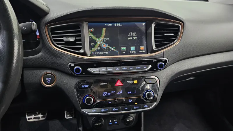 Hyundai Ioniq