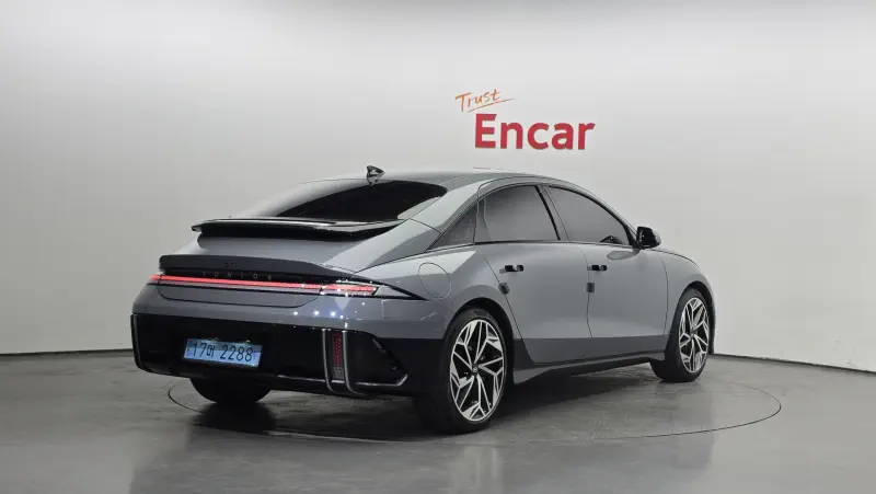Hyundai Ioniq 6