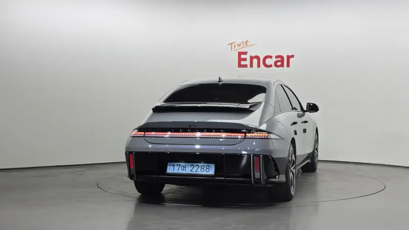 Hyundai Ioniq 6