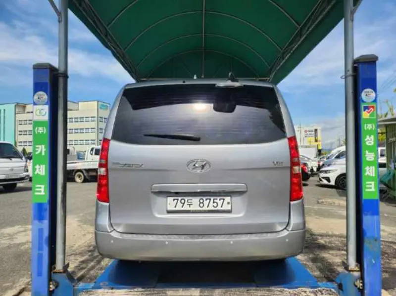 Hyundai Grand Starex