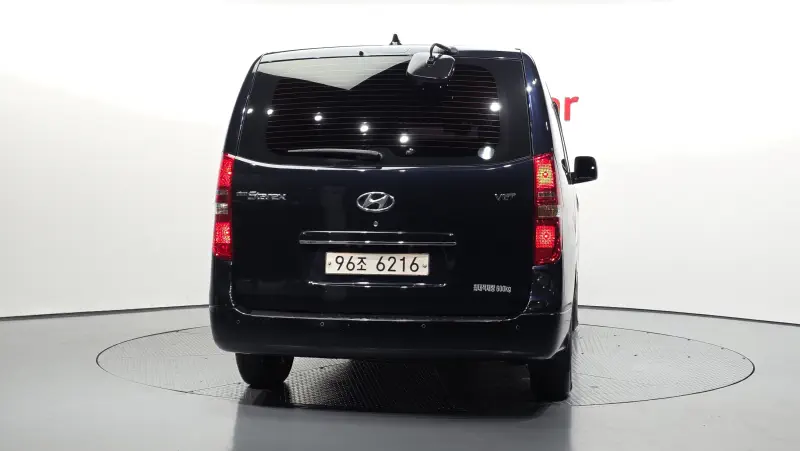 Hyundai Grand Starex