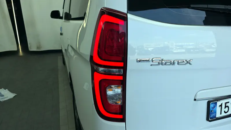 Hyundai Grand Starex