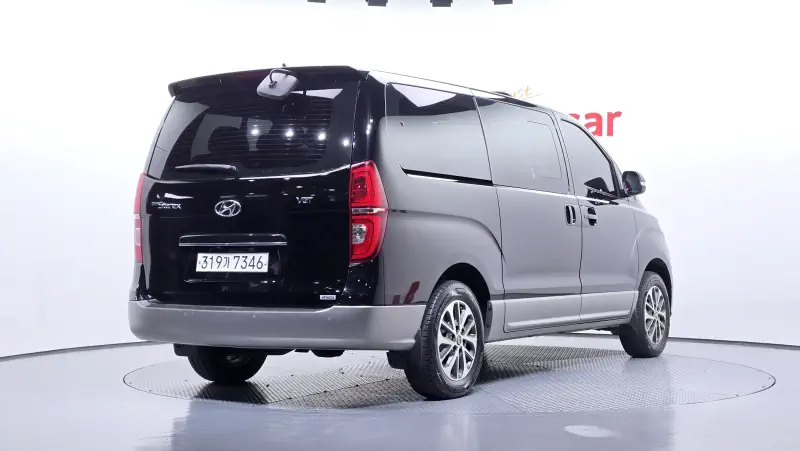 Hyundai Grand Starex