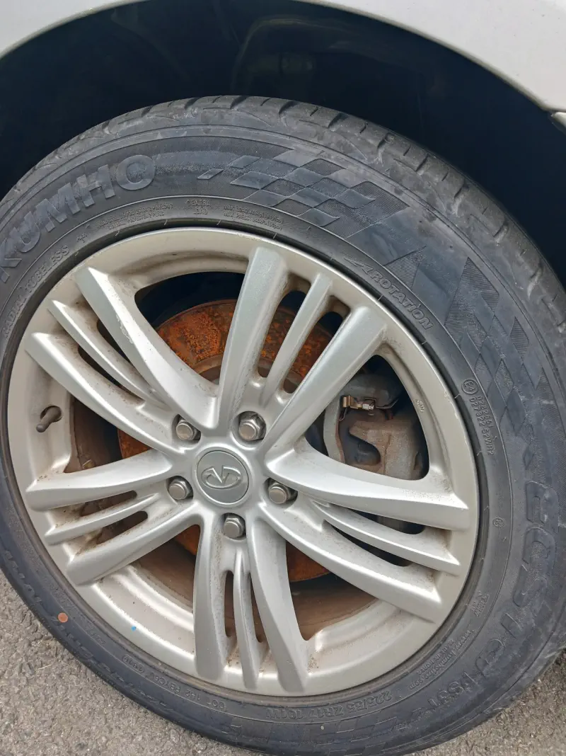 Infiniti G25