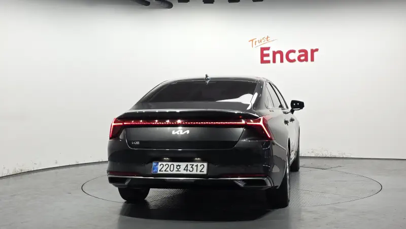 Kia K8