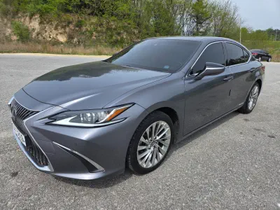 Lexus ES300h