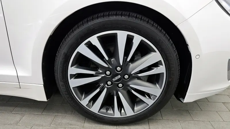 Lincoln MKZ