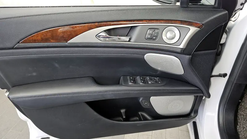 Lincoln MKZ