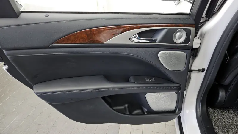 Lincoln MKZ