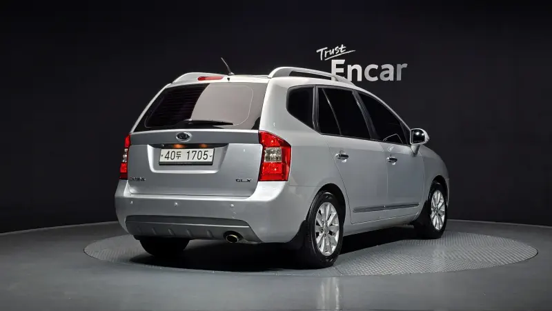 Kia Carens