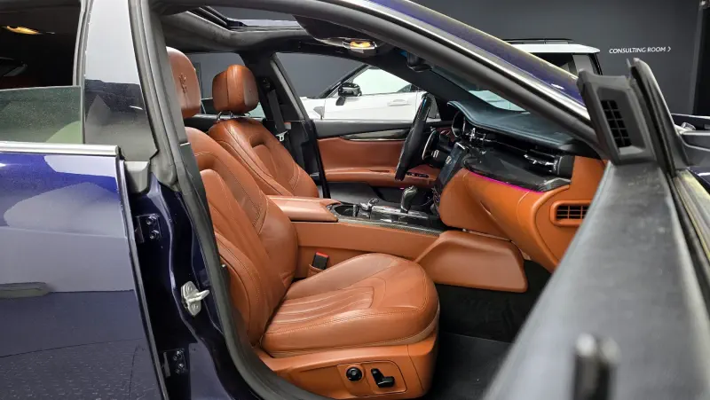 Maserati Quattroporte