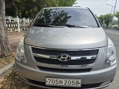 Hyundai Grand Starex