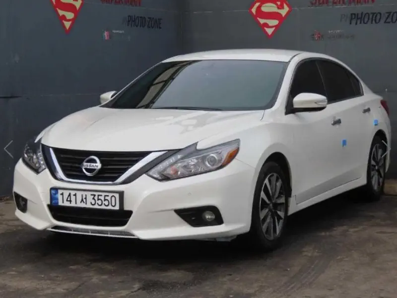 Nissan Altima
