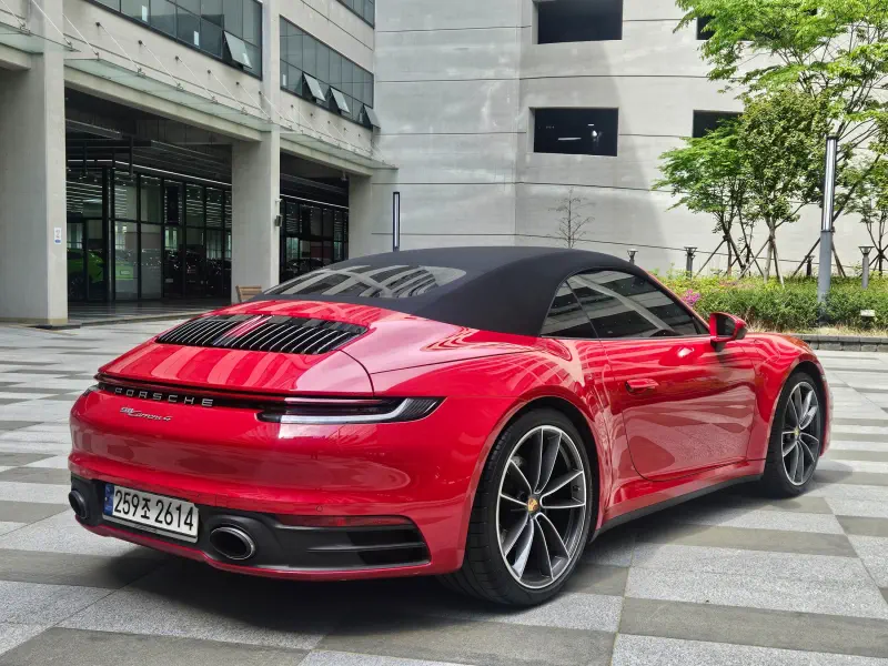 Porsche 911