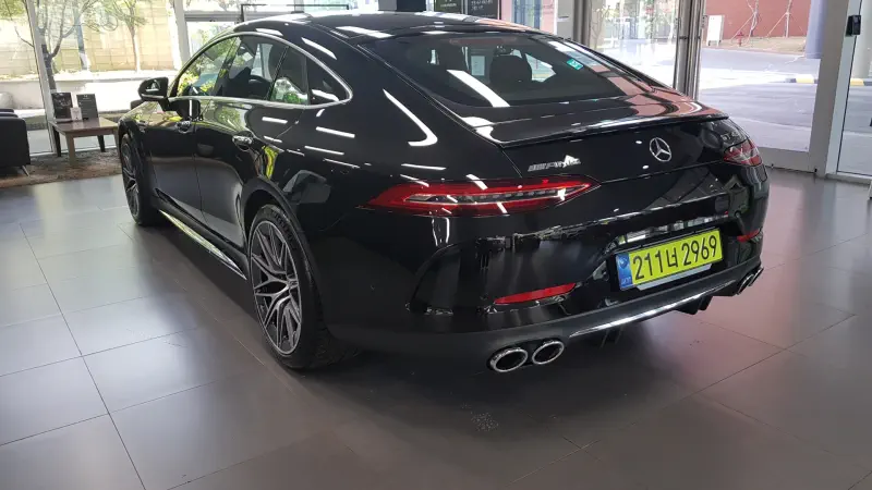 Mercedes-Benz AMG GT