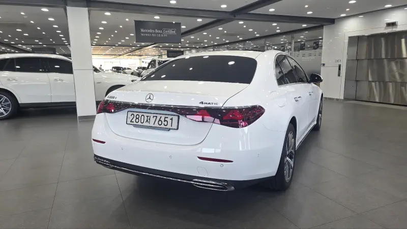 Mercedes-Benz E-Class
