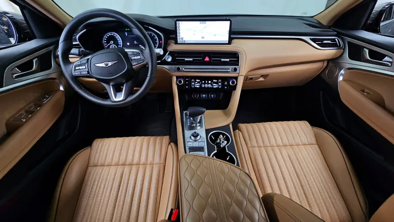 Genesis G70
