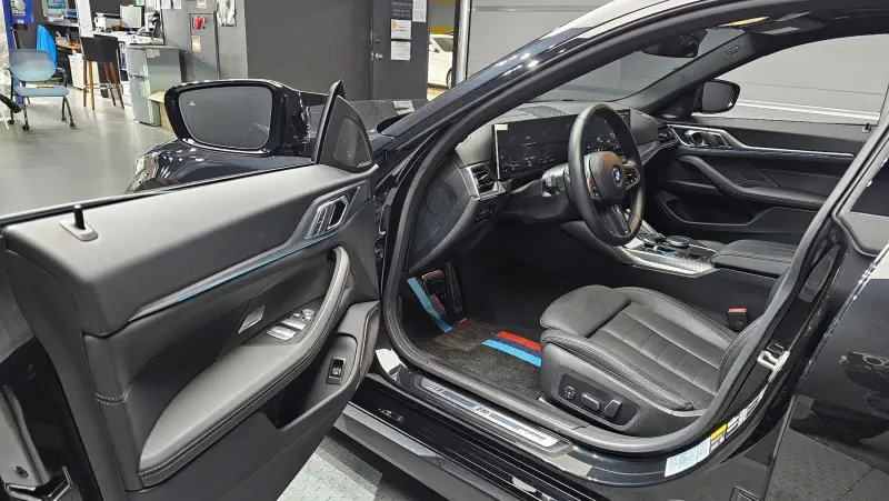BMW i4