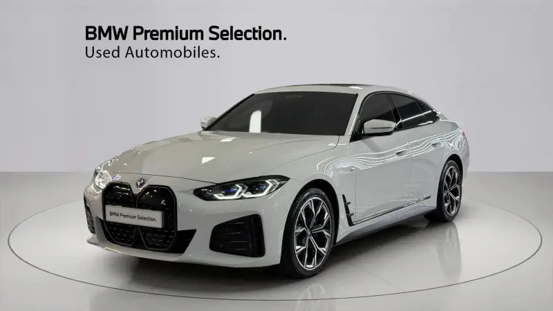 BMW i4