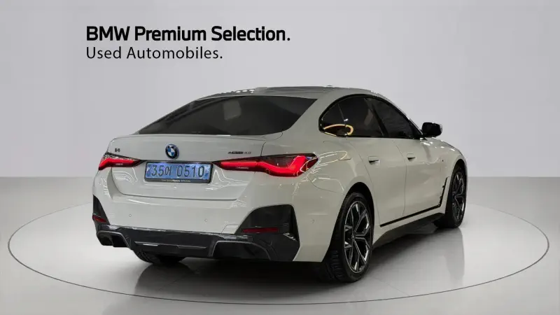 BMW i4