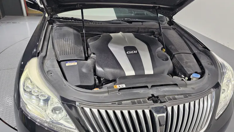 Hyundai Equus