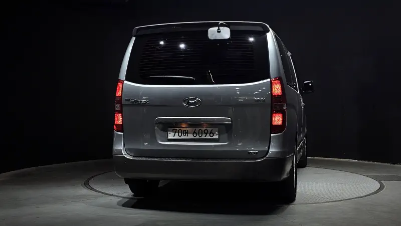 Hyundai Grand Starex