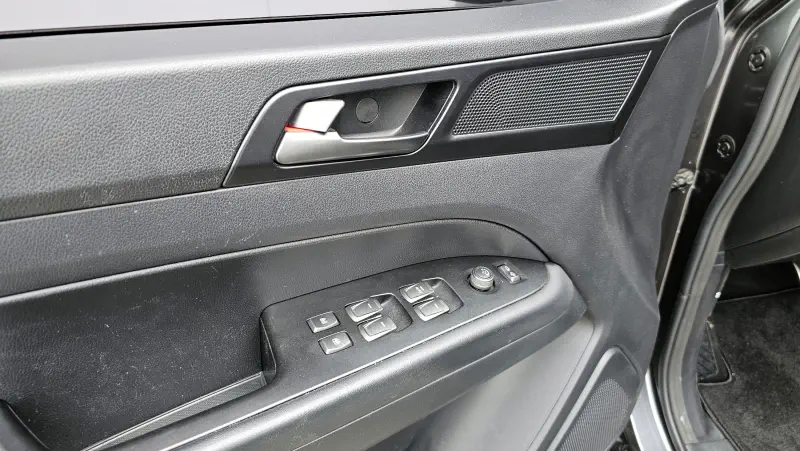 SsangYong Rexton Sports Khan