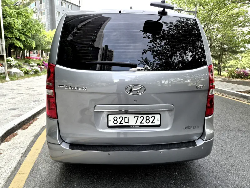Hyundai Grand Starex