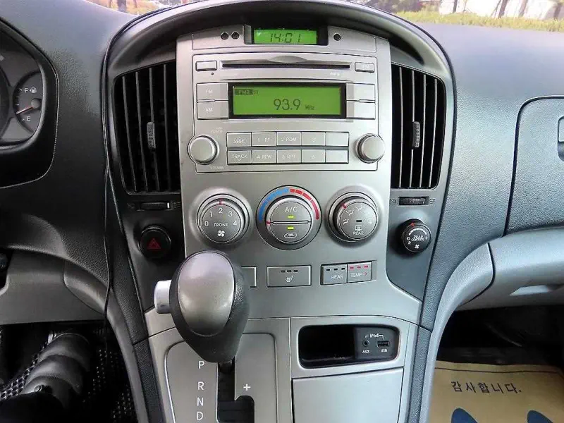 Hyundai Grand Starex